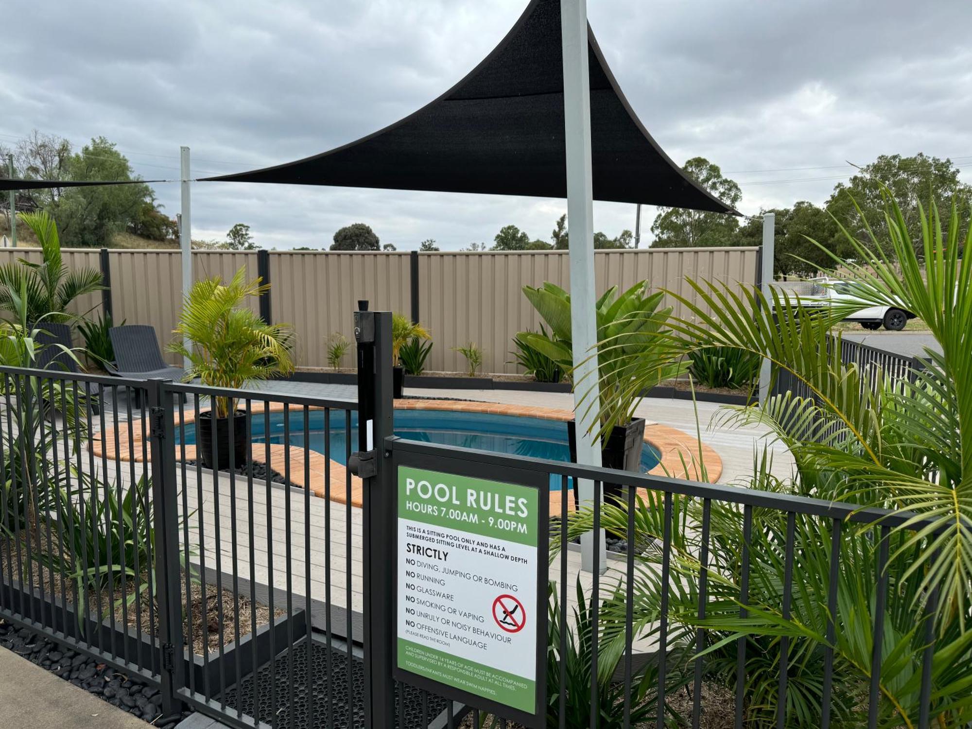 Raintree Motel Biloela Extérieur photo